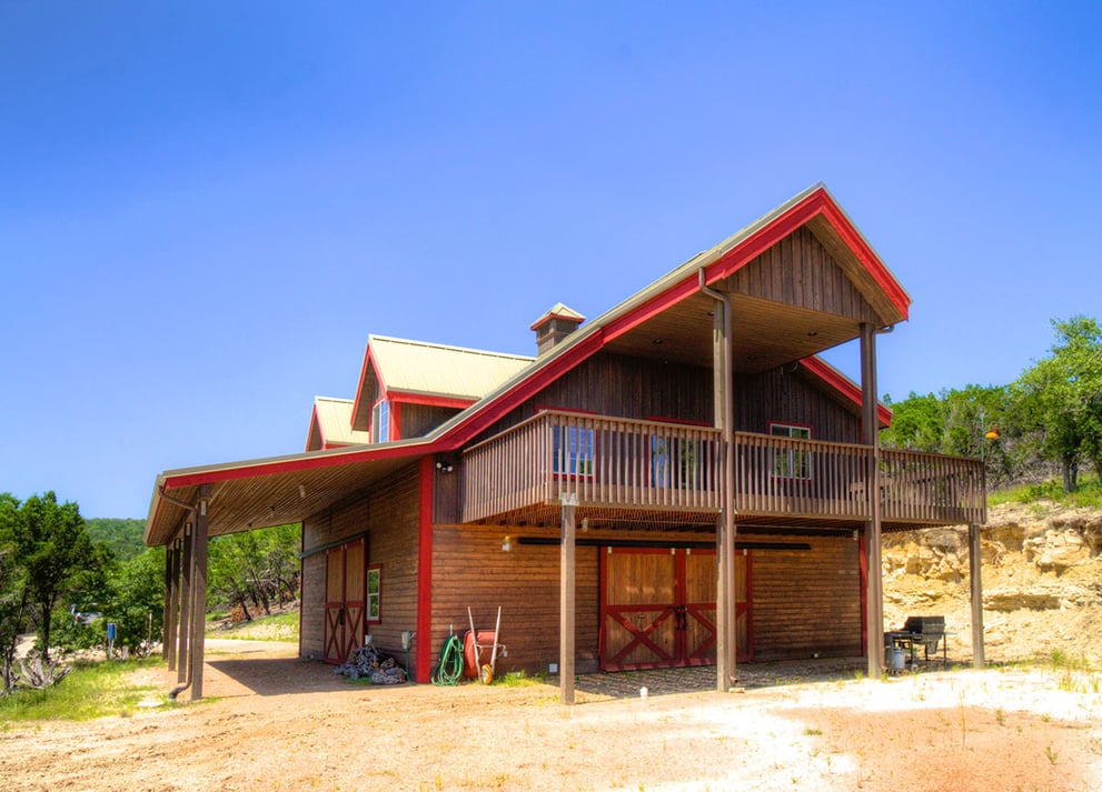 Denali-barn-apartment-texas-hill-country-001.jpg