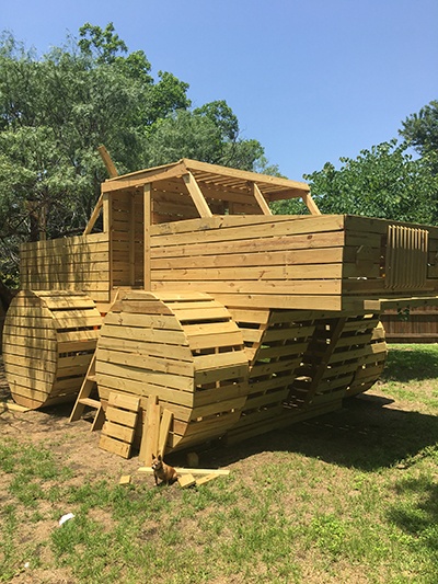Pauls Playsets Monster Truck.jpg