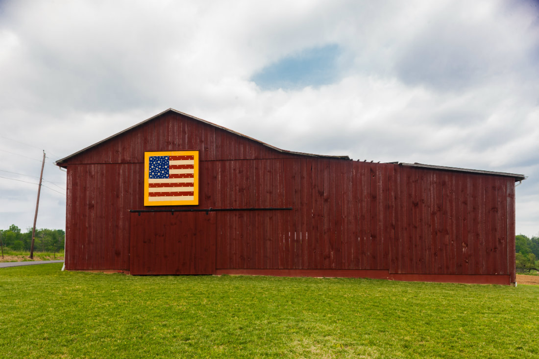 Quilt_Barn_American_Flag_1100.jpg