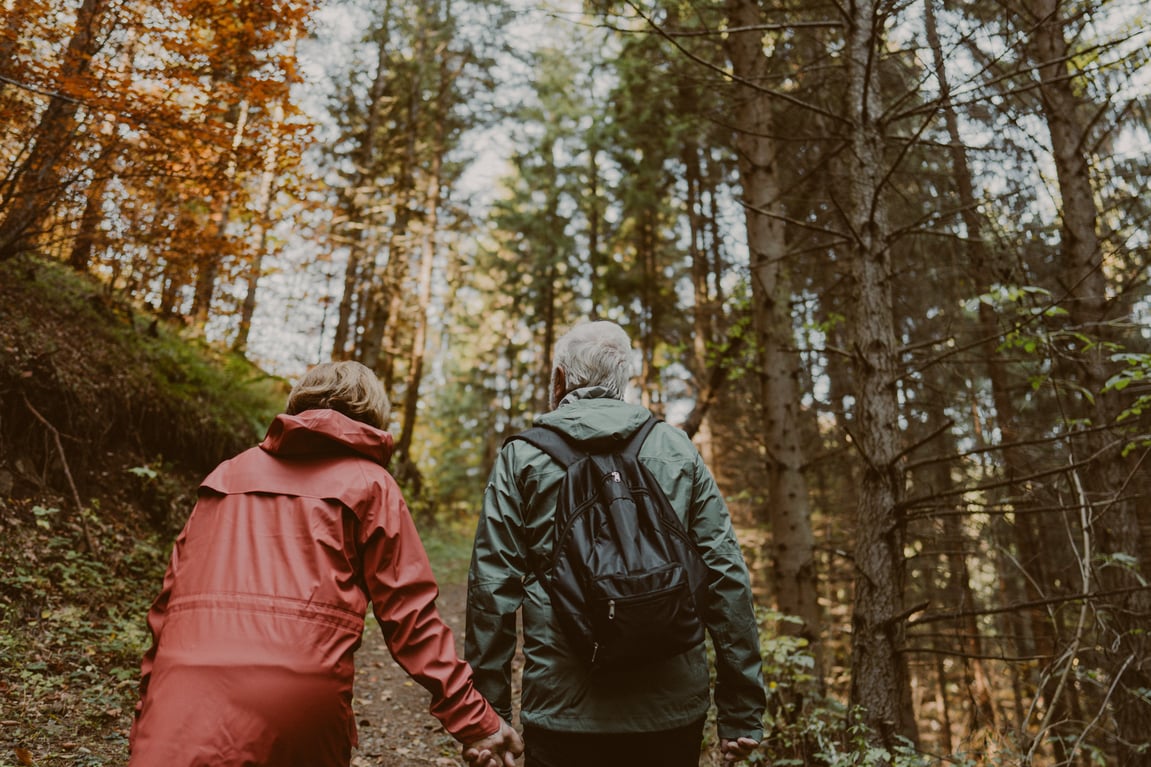 7 Outdoor Activities for Seniors in Rural Areas