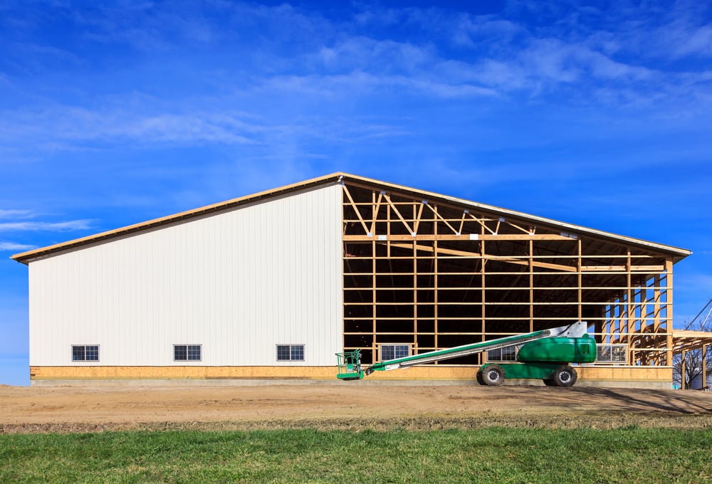 wooden vs steel barns