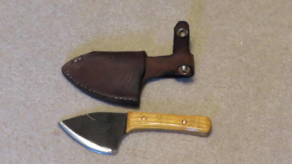 skinning knife and sheath